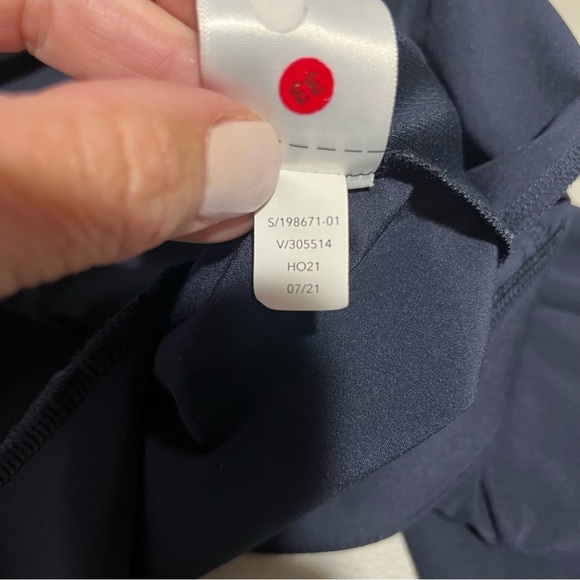 Athleta Brooklyn Mid Rise Ankle Pants Navy Blue Size 16 Style 198671 - Picture 11 of 11